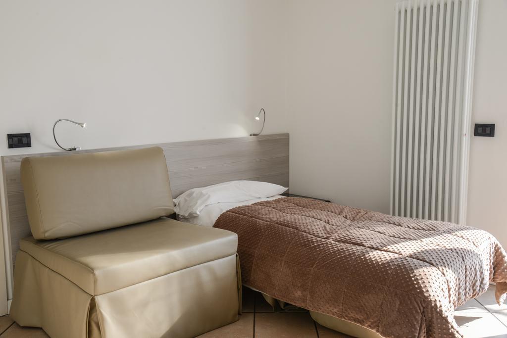 Residence Franca B&B Arco Pokoj fotografie
