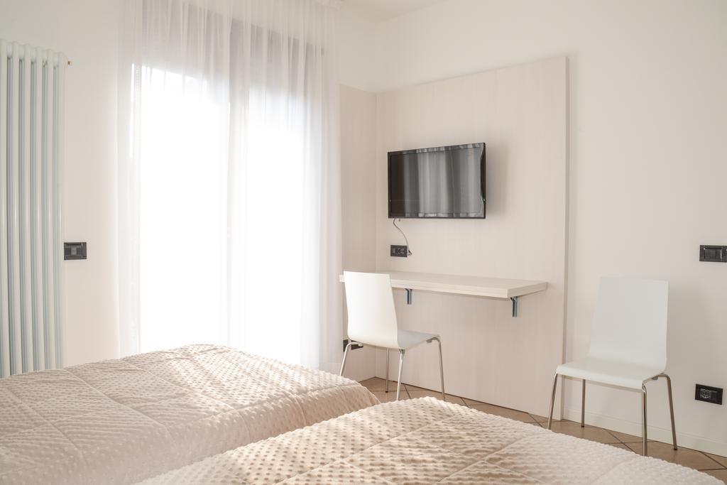Residence Franca B&B Arco Pokoj fotografie